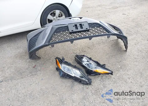 2020 Toyota Camry Se Hybrid from USA, damaged, VIN 4T1J31AK7LU545705